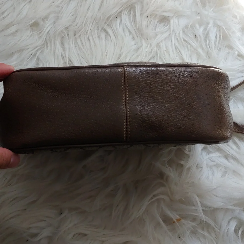 Authentic Vintage Gucci GG Monogram Supreme Sherry Web Ophidia Crossbody Bag - Picture 5 of 9